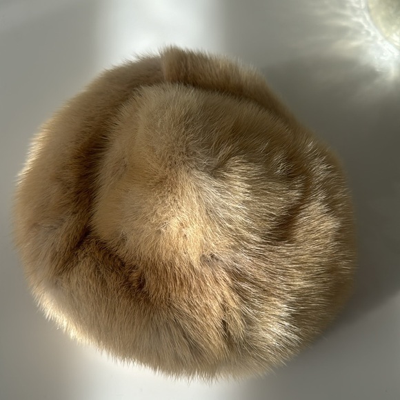 GENUINE Vintage Blonde Mink Fur Hat - Picture 5 of 5